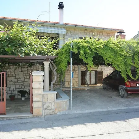 Appartement With Parking Space Supetar, Brac - 16807 Supetar